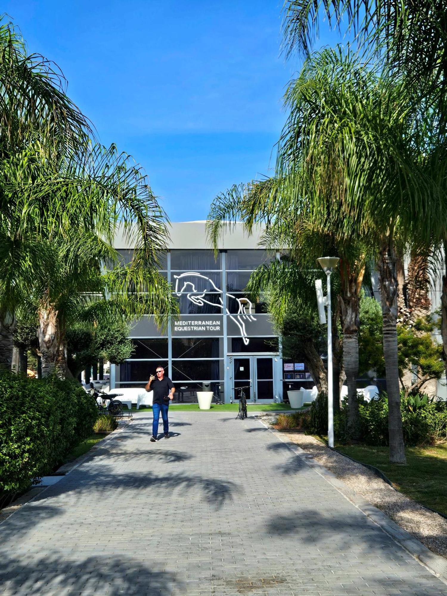 Apartamento Con Piscina En Oliva Nova Exterior photo